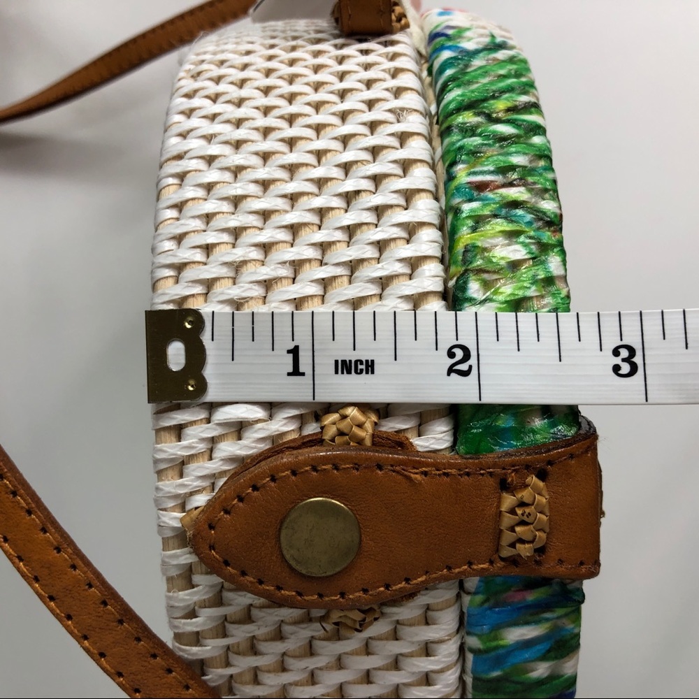 Flamingo Print Round Crossbody Bag - Picture 10 of 10